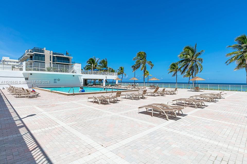 2401 Ocean Dr, Hollywood, FL, 33019 United States, 1 Bedroom Bedrooms, ,1 BathroomBathrooms,Residential,For Sale,Ocean Dr,A11518449