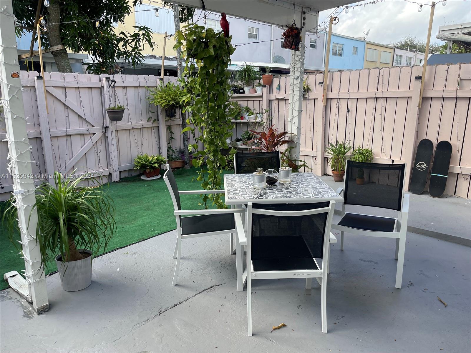 6900 2nd Way, Hialeah, FL, 33014 United States, 3 Bedrooms Bedrooms, ,2 BathroomsBathrooms,Residential,For Sale,2nd Way,A11520942