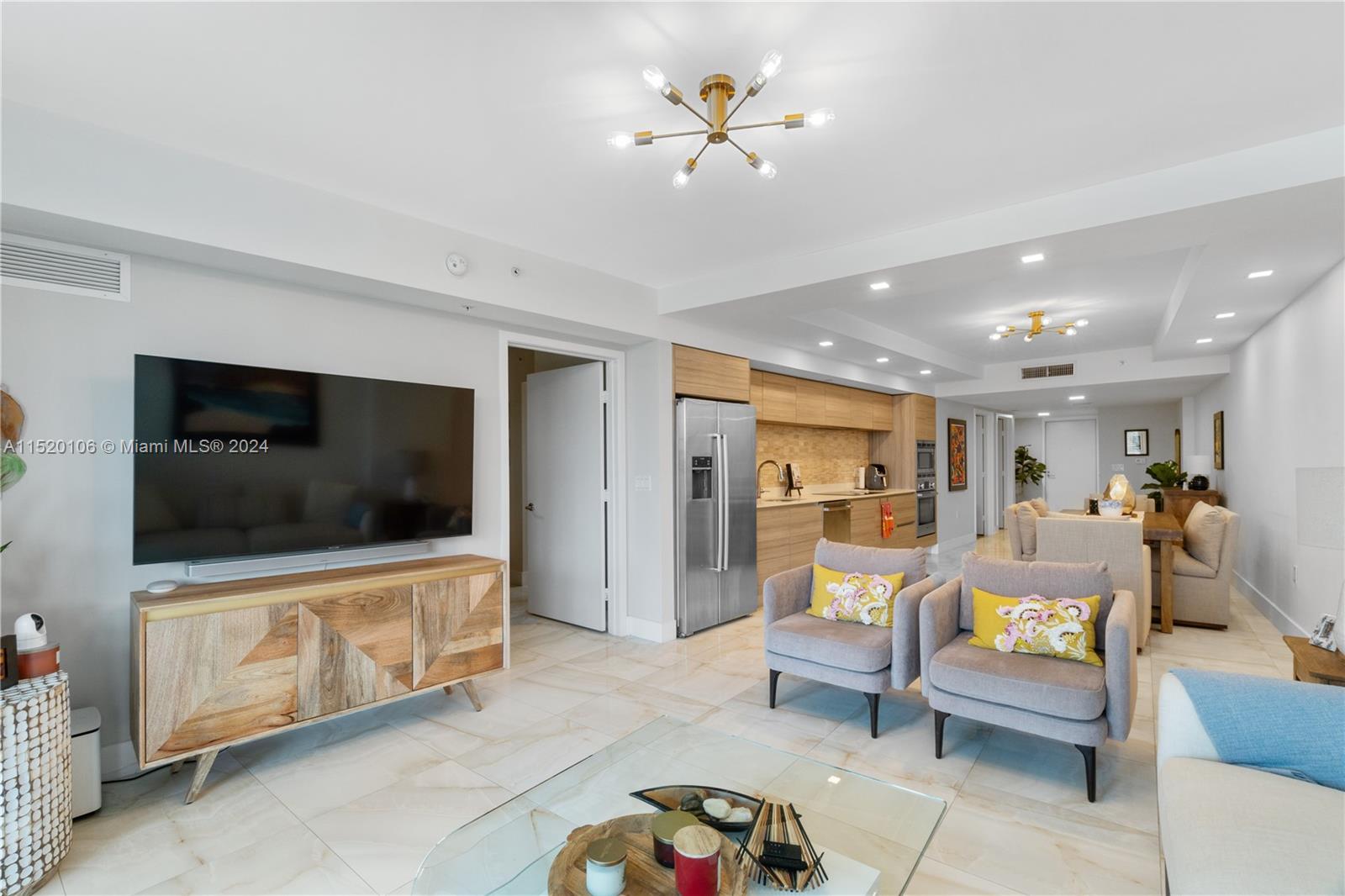 6620 Indian Creek Dr 112, Miami Beach, Florida 33141, 2 Bedrooms Bedrooms, ,2 BathroomsBathrooms,Residential,For Sale,6620 Indian Creek Dr 112,A11520106