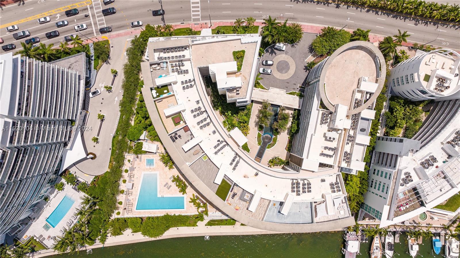 6620 Indian Creek Dr 112, Miami Beach, Florida 33141, 2 Bedrooms Bedrooms, ,2 BathroomsBathrooms,Residential,For Sale,6620 Indian Creek Dr 112,A11520106