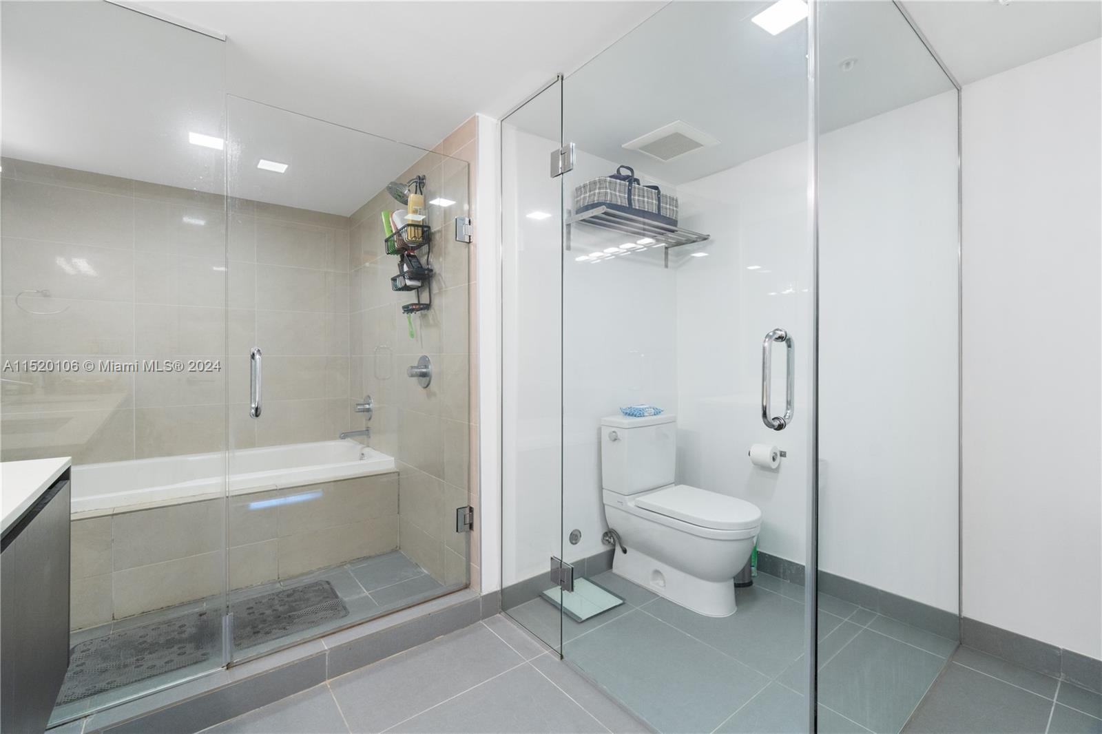 6620 Indian Creek Dr 112, Miami Beach, Florida 33141, 2 Bedrooms Bedrooms, ,2 BathroomsBathrooms,Residential,For Sale,6620 Indian Creek Dr 112,A11520106