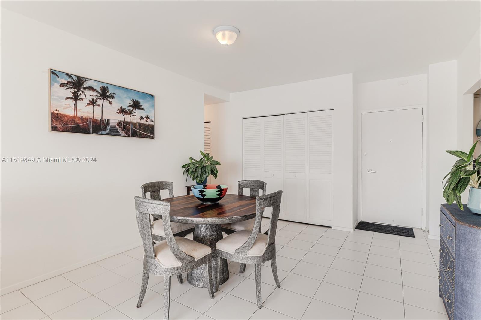 300 Bayview Dr 812, Sunny Isles Beach, Florida 33160, 1 Bedroom Bedrooms, ,1 BathroomBathrooms,Residential,For Sale,300 Bayview Dr 812,A11519849
