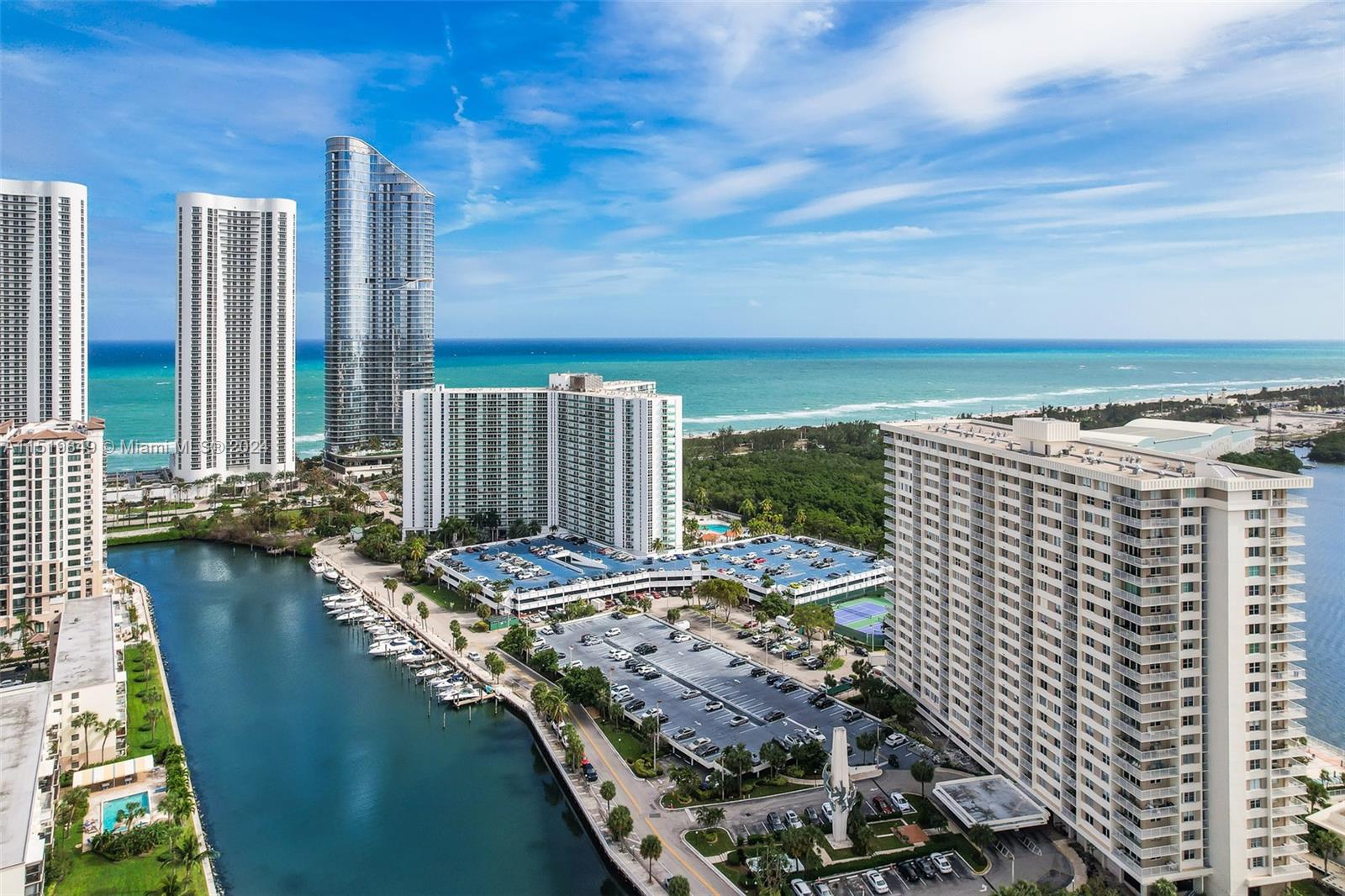 300 Bayview Dr 812, Sunny Isles Beach, Florida 33160, 1 Bedroom Bedrooms, ,1 BathroomBathrooms,Residential,For Sale,300 Bayview Dr 812,A11519849