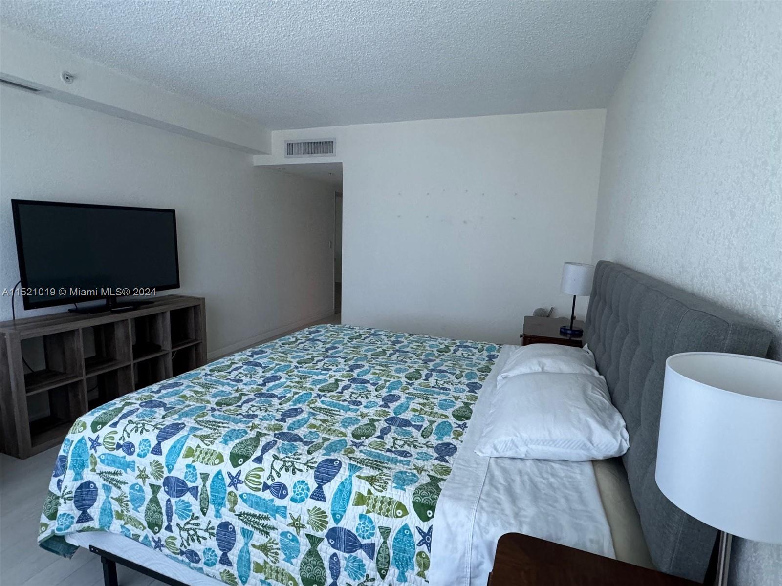 2501 Ocean Dr, Hollywood, FL, 33019 United States, 1 Bedroom Bedrooms, ,1 BathroomBathrooms,Residential,For Sale,Ocean Dr,A11521019