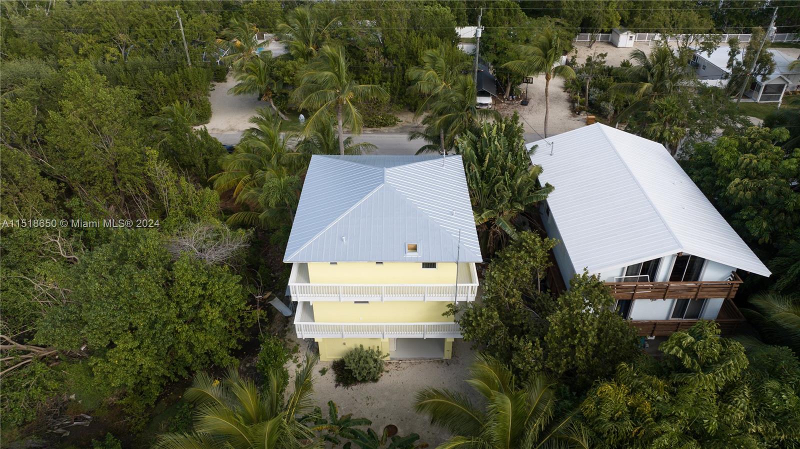 33 Tarpon Ave, Key Largo, FL, 33037 United States, 3 Bedrooms Bedrooms, ,2 BathroomsBathrooms,Residential,For Sale,Tarpon Ave,A11518650