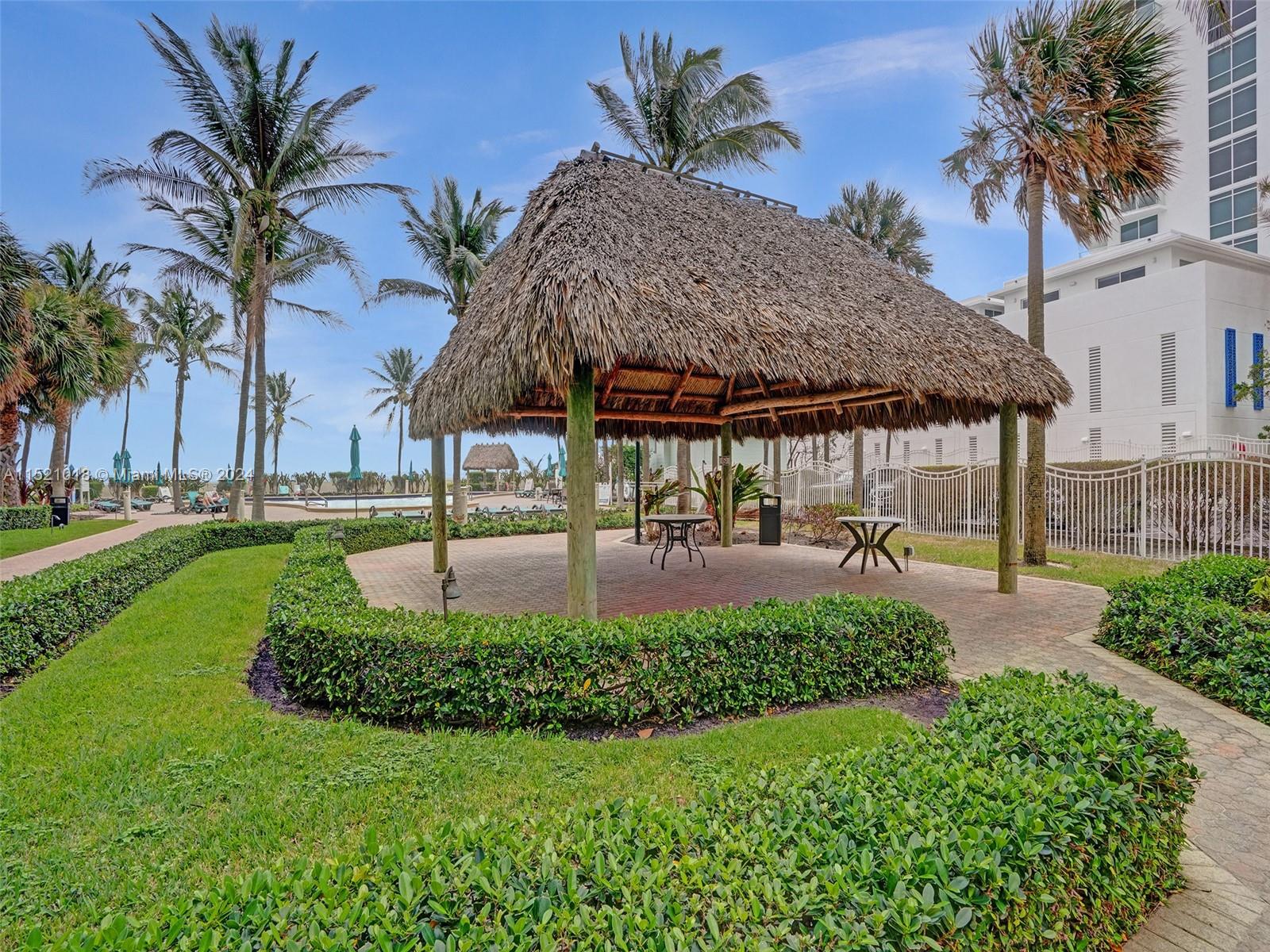 3901 S Ocean Dr 6V, Hollywood, Florida 33019, 2 Bedrooms Bedrooms, ,2 BathroomsBathrooms,Residential,For Sale,3901 S Ocean Dr 6V,A11521018
