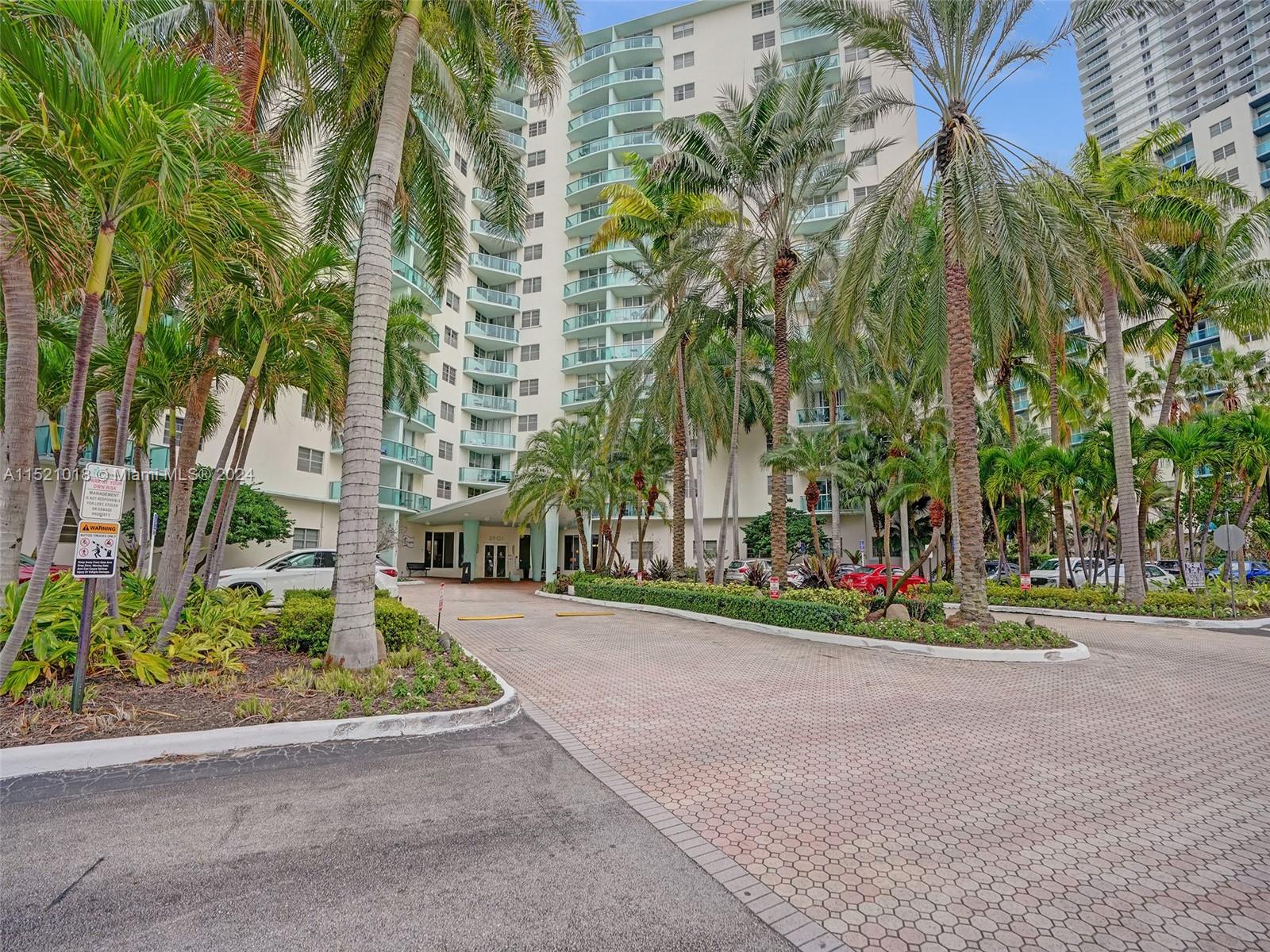 3901 Ocean Dr, Hollywood, FL, 33019 United States, 2 Bedrooms Bedrooms, ,2 BathroomsBathrooms,Residential,For Sale,Ocean Dr,A11521018