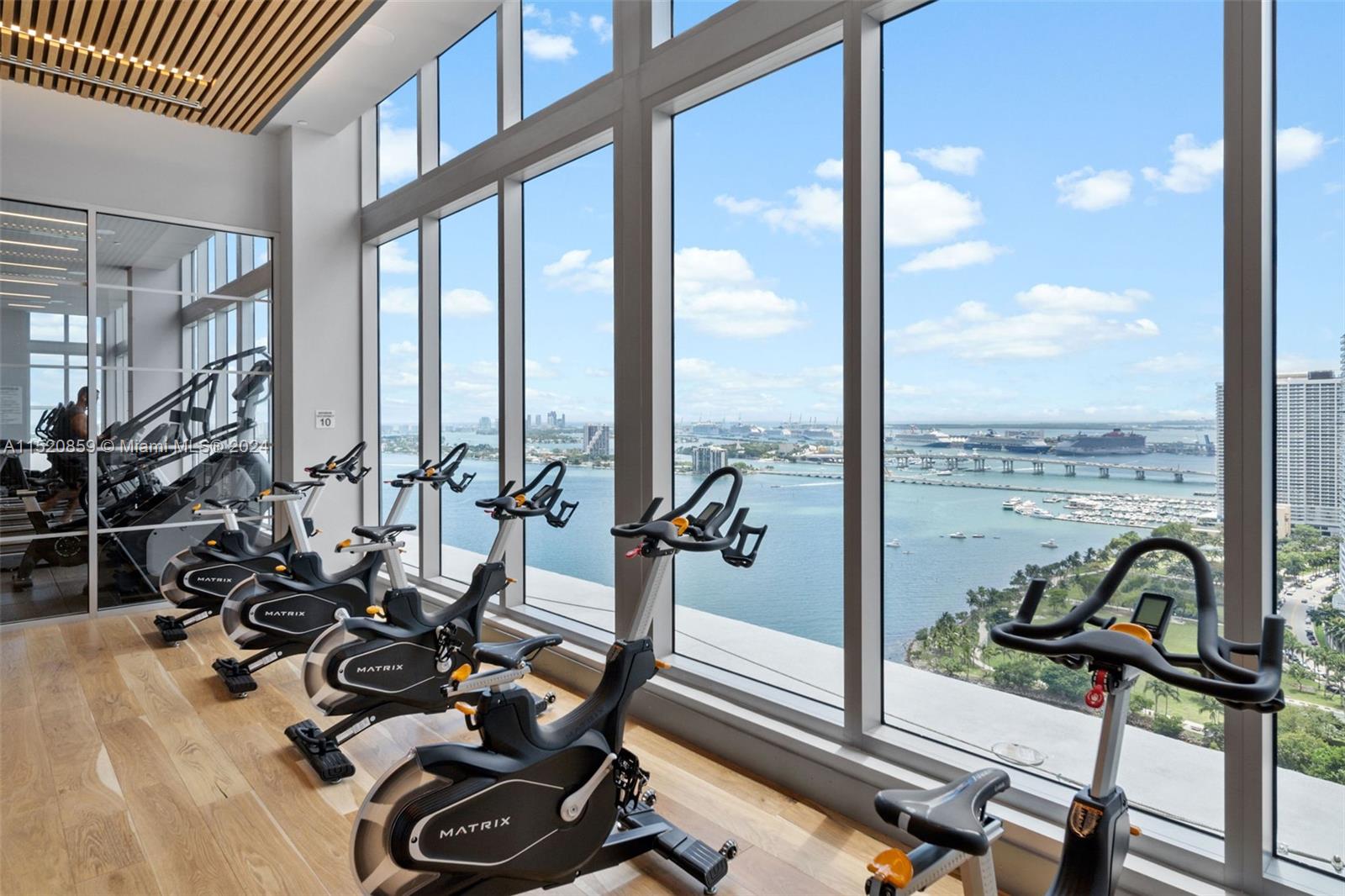 2150 N Bayshore Dr 305, Miami, Florida 33137, 2 Bedrooms Bedrooms, ,2 BathroomsBathrooms,Residentiallease,For Rent,2150 N Bayshore Dr 305,A11520859