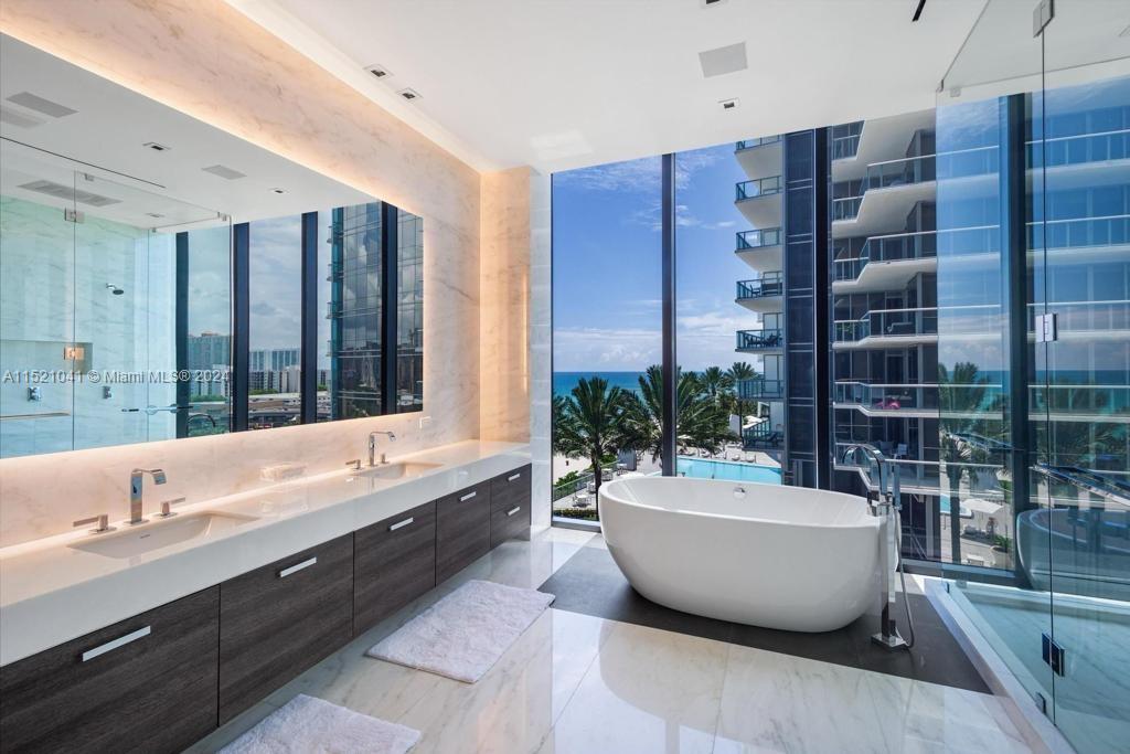 17141 Collins Ave, Sunny Isles Beach, FL, 33160 United States, 3 Bedrooms Bedrooms, ,3 BathroomsBathrooms,Residential,For Sale,Collins Ave,A11521041