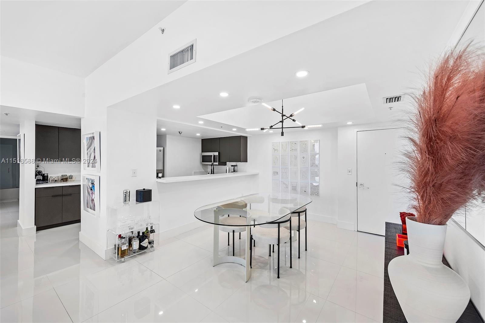 650 West Ave, Miami Beach, FL, 33139 United States, 3 Bedrooms Bedrooms, ,2 BathroomsBathrooms,Residential,For Sale,West Ave,A11518588