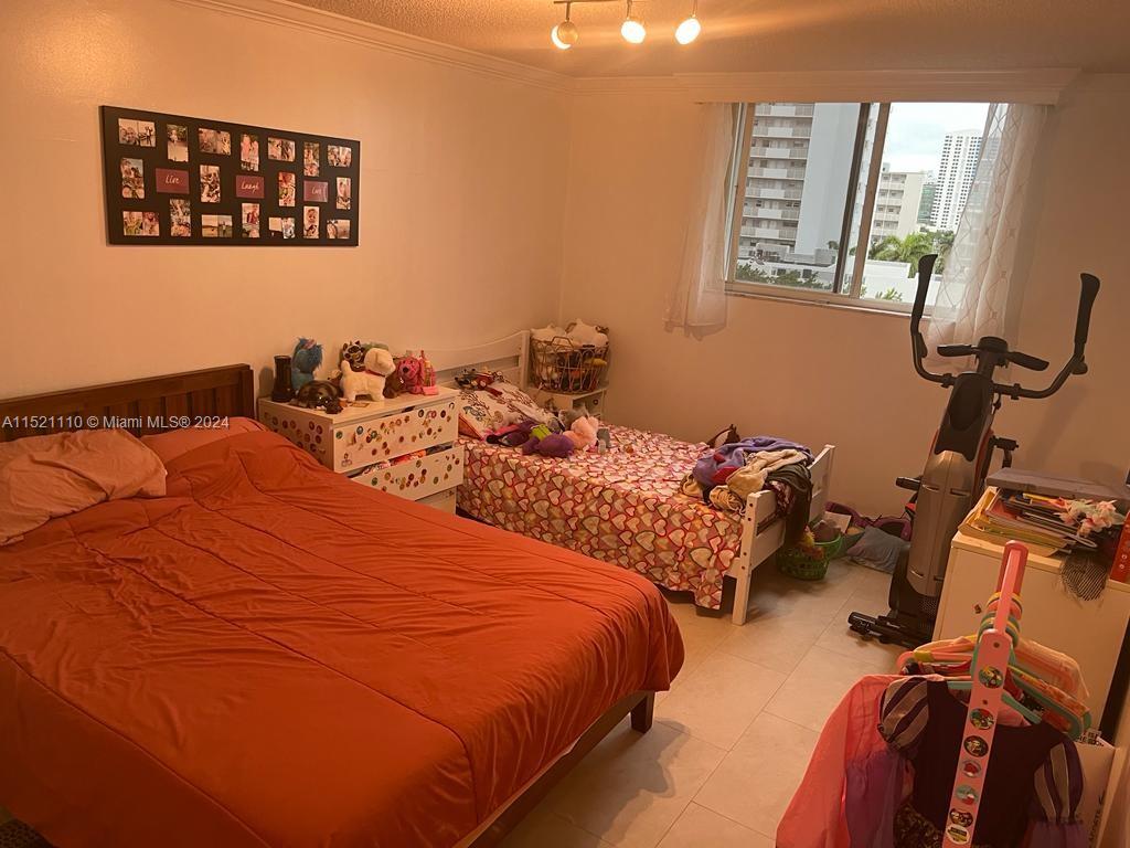 1688 West Ave 706, Miami Beach, Florida 33139, 1 Bedroom Bedrooms, ,2 BathroomsBathrooms,Residential,For Sale,1688 West Ave 706,A11521110