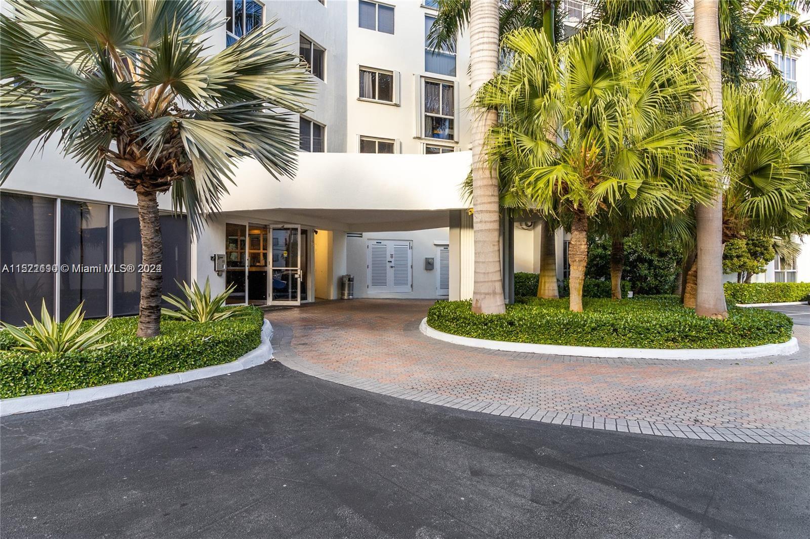 1688 West Ave 706, Miami Beach, Florida 33139, 1 Bedroom Bedrooms, ,2 BathroomsBathrooms,Residential,For Sale,1688 West Ave 706,A11521110