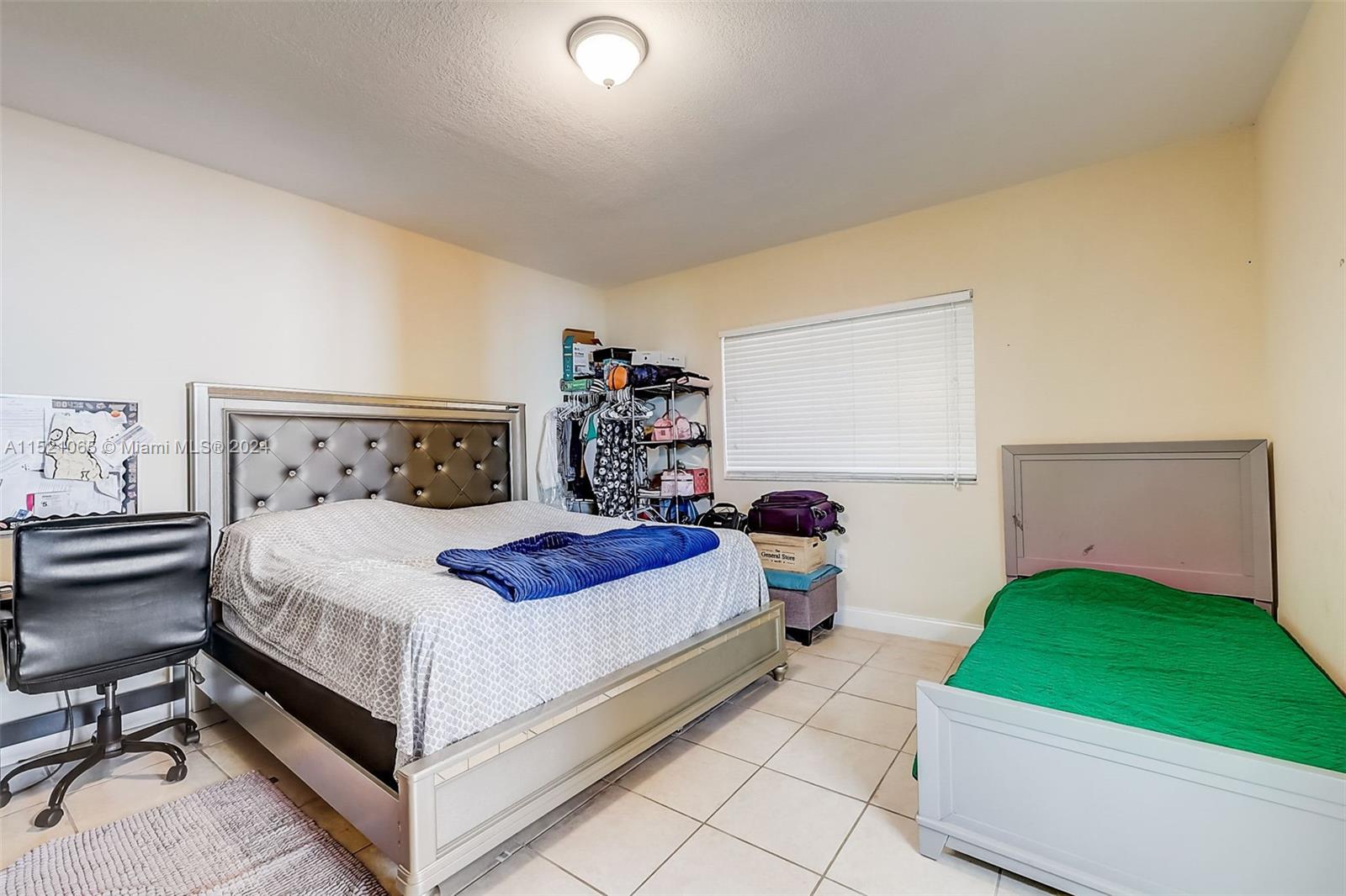 370 NE 34th Ave, Homestead, Florida 33033, 4 Bedrooms Bedrooms, ,2 BathroomsBathrooms,Residential,For Sale,370 NE 34th Ave,A11521065