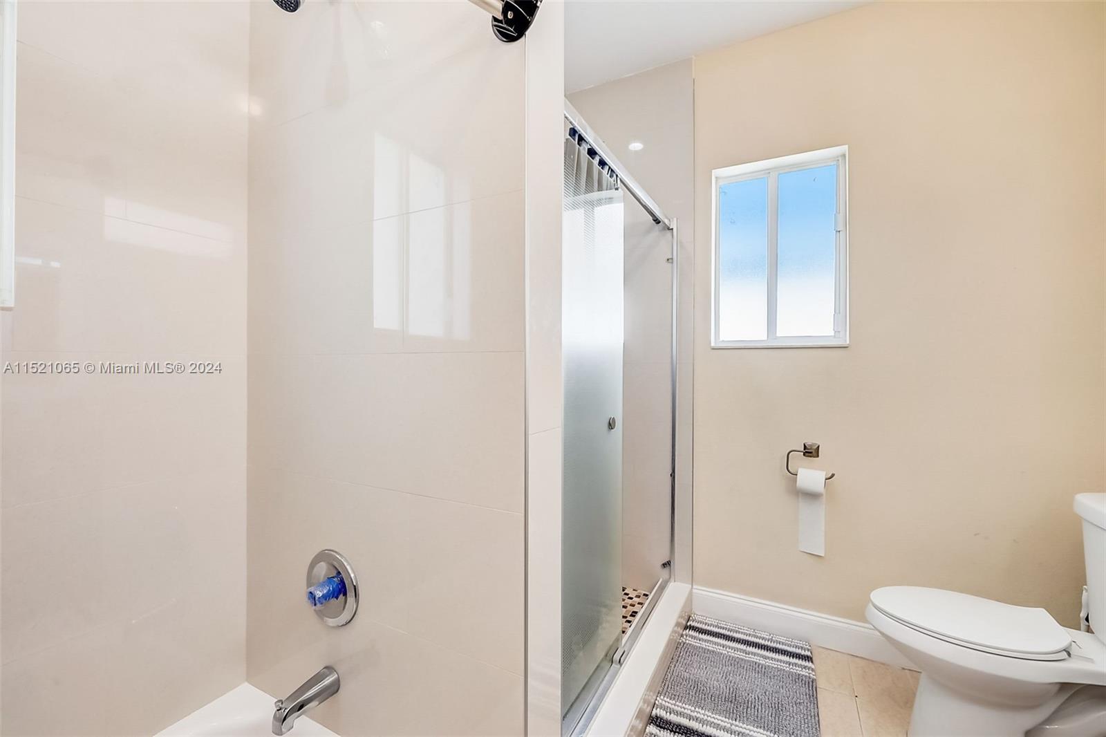 370 NE 34th Ave, Homestead, Florida 33033, 4 Bedrooms Bedrooms, ,2 BathroomsBathrooms,Residential,For Sale,370 NE 34th Ave,A11521065