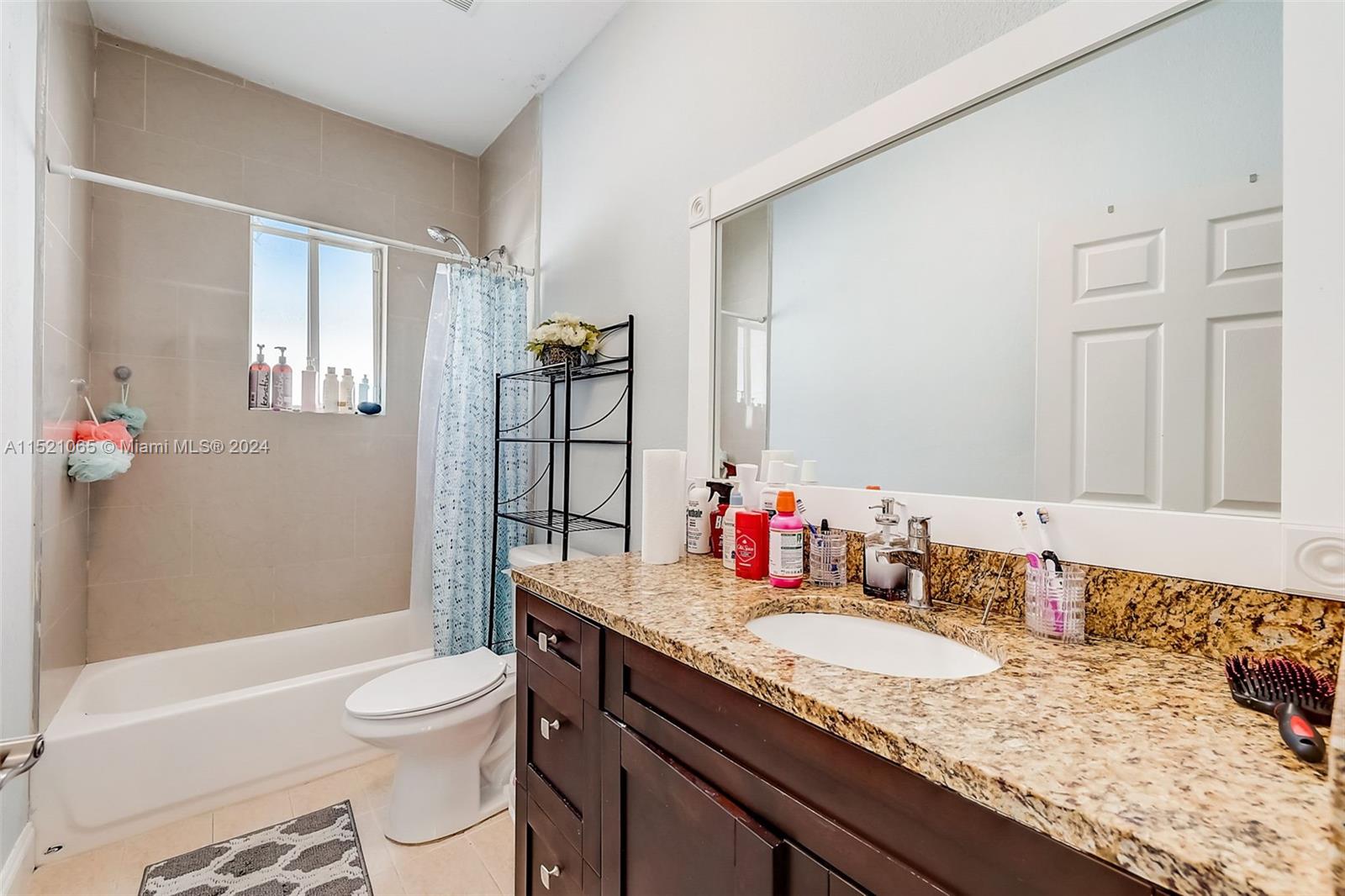 370 NE 34th Ave, Homestead, Florida 33033, 4 Bedrooms Bedrooms, ,2 BathroomsBathrooms,Residential,For Sale,370 NE 34th Ave,A11521065