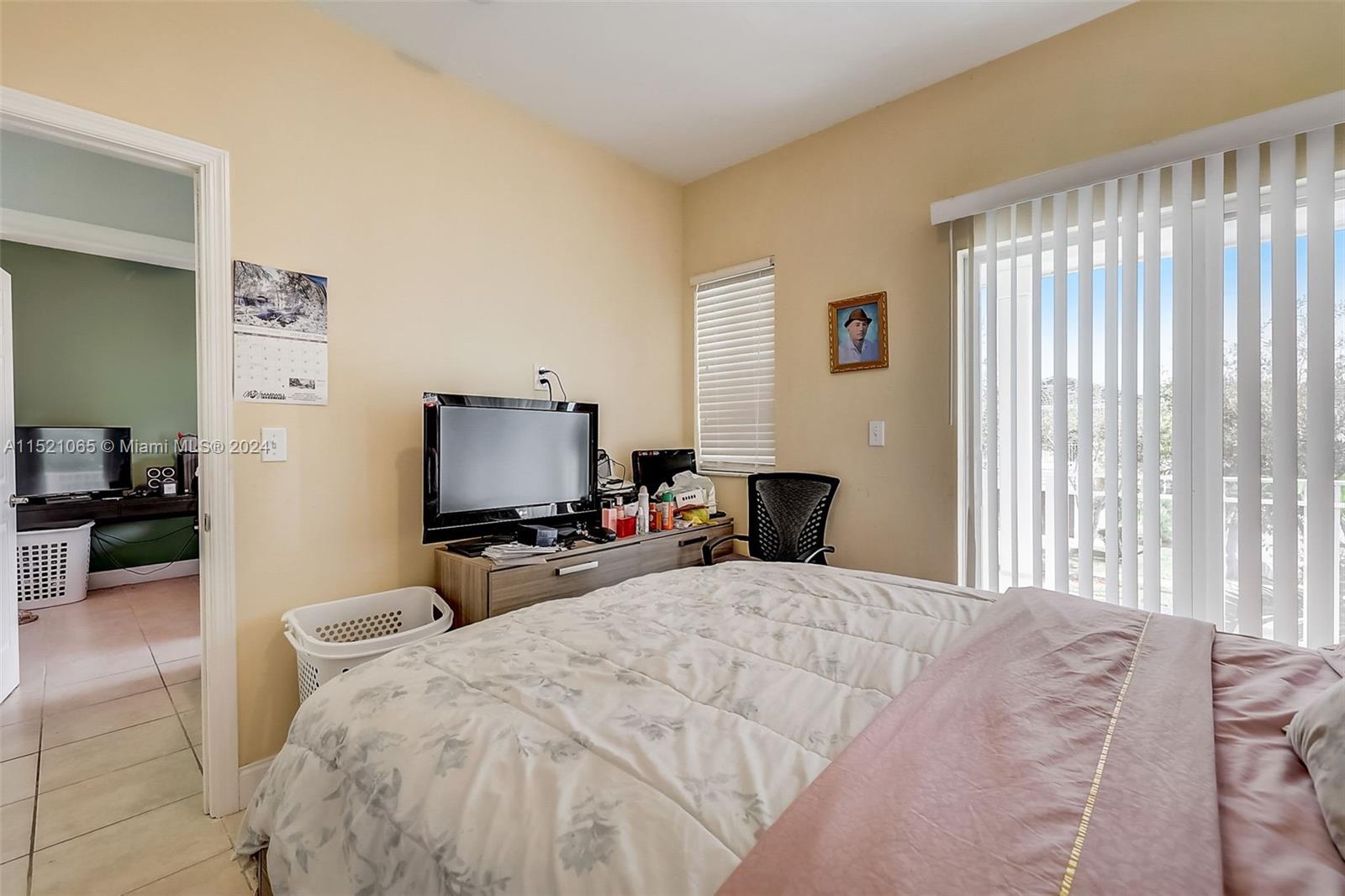 370 NE 34th Ave, Homestead, Florida 33033, 4 Bedrooms Bedrooms, ,2 BathroomsBathrooms,Residential,For Sale,370 NE 34th Ave,A11521065