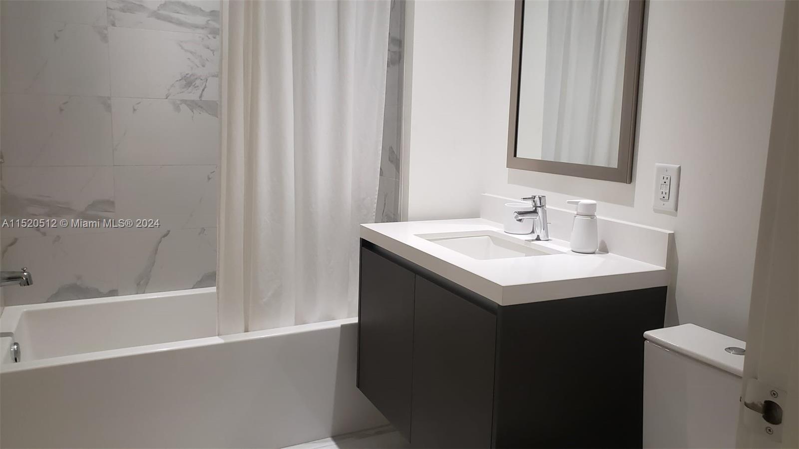 851 NE 1st Ave 4805, Miami, Florida 33132, 2 Bedrooms Bedrooms, ,2 BathroomsBathrooms,Residentiallease,For Rent,851 NE 1st Ave 4805,A11520512