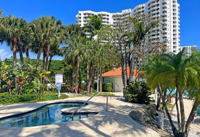 3300 NE 192nd St 111, Aventura, Florida 33180, 2 Bedrooms Bedrooms, ,2 BathroomsBathrooms,Residential,For Sale,3300 NE 192nd St 111,A11520771