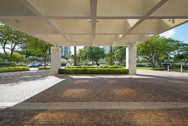 3300 NE 192nd St 111, Aventura, Florida 33180, 2 Bedrooms Bedrooms, ,2 BathroomsBathrooms,Residential,For Sale,3300 NE 192nd St 111,A11520771