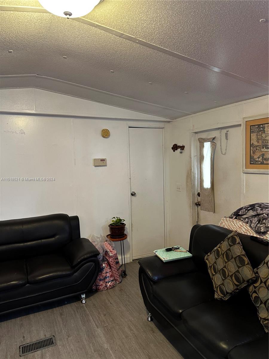 17350 SW 232nd St, Miami, Florida 33170, 2 Bedrooms Bedrooms, ,1 BathroomBathrooms,Residential,For Sale,17350 SW 232nd St,A11518521