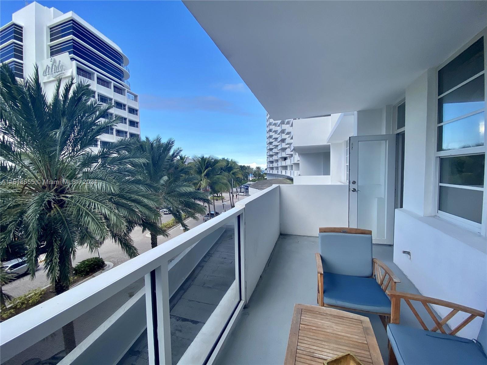 100 Lincoln Rd 308, Miami Beach, Florida 33139, 1 Bedroom Bedrooms, ,1 BathroomBathrooms,Residential,For Sale,100 Lincoln Rd 308,A11518655