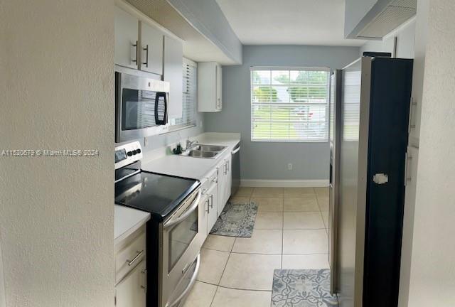 2613 19th Ct, Homestead, FL, 33035 United States, 2 Bedrooms Bedrooms, ,2 BathroomsBathrooms,Residential,For Sale,19th Ct,A11520679