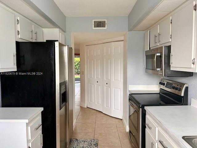 2613 19th Ct, Homestead, FL, 33035 United States, 2 Bedrooms Bedrooms, ,2 BathroomsBathrooms,Residential,For Sale,19th Ct,A11520679