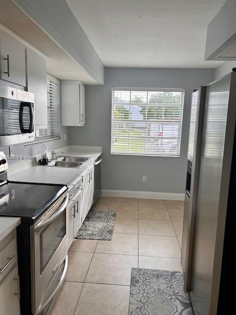 2613 19th Ct, Homestead, FL, 33035 United States, 2 Bedrooms Bedrooms, ,2 BathroomsBathrooms,Residential,For Sale,19th Ct,A11520679