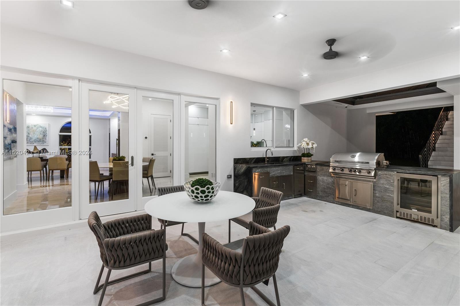 6290 130th Ter, Pinecrest, FL, 33156 United States, 7 Bedrooms Bedrooms, ,8 BathroomsBathrooms,Residential,For Sale,130th Ter,A11520421