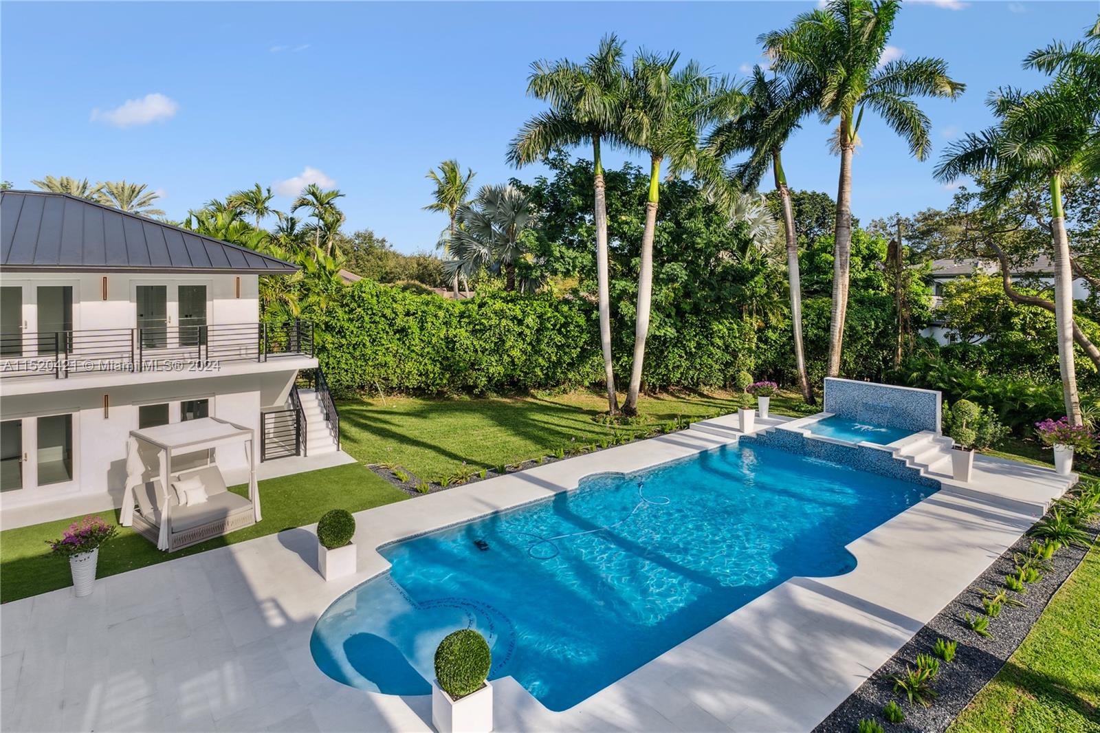 6290 130th Ter, Pinecrest, FL, 33156 United States, 7 Bedrooms Bedrooms, ,8 BathroomsBathrooms,Residential,For Sale,130th Ter,A11520421