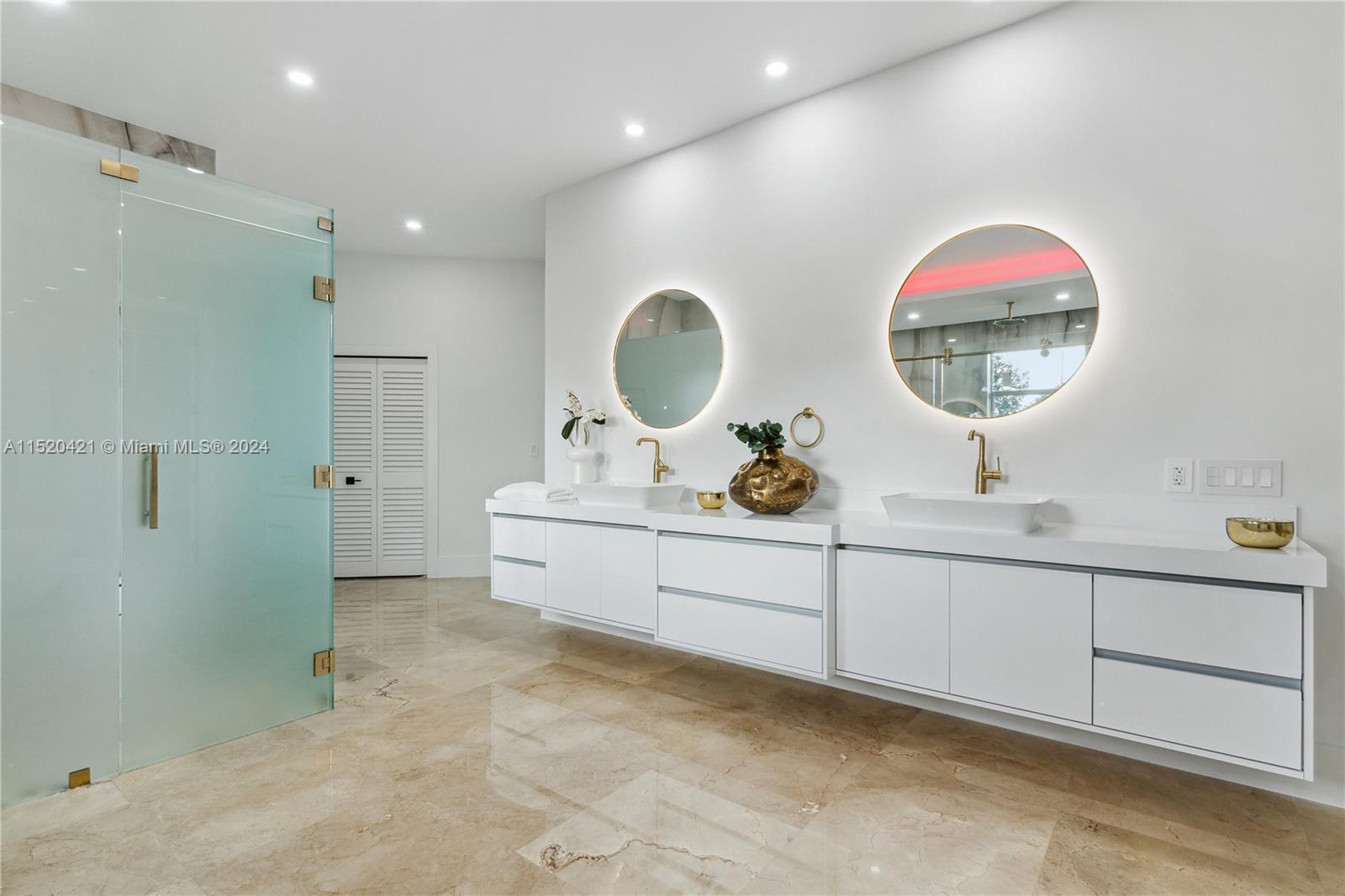 6290 130th Ter, Pinecrest, FL, 33156 United States, 7 Bedrooms Bedrooms, ,8 BathroomsBathrooms,Residential,For Sale,130th Ter,A11520421