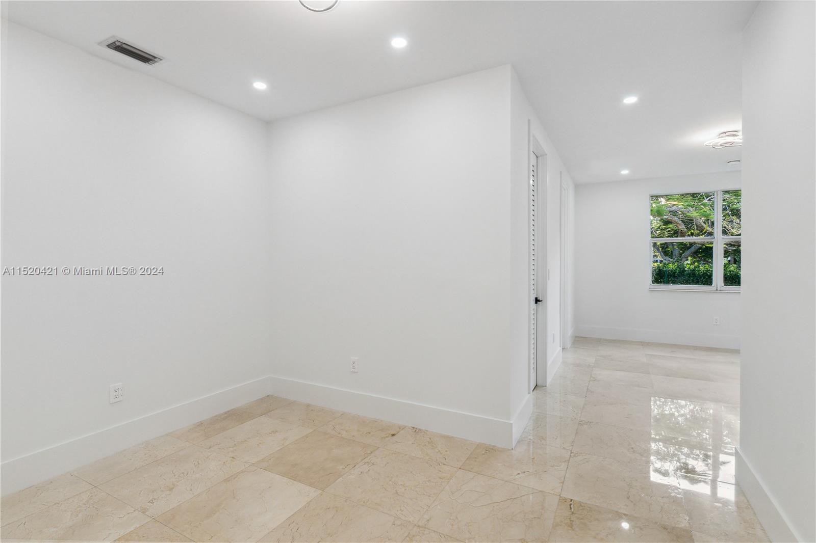 6290 130th Ter, Pinecrest, FL, 33156 United States, 7 Bedrooms Bedrooms, ,8 BathroomsBathrooms,Residential,For Sale,130th Ter,A11520421