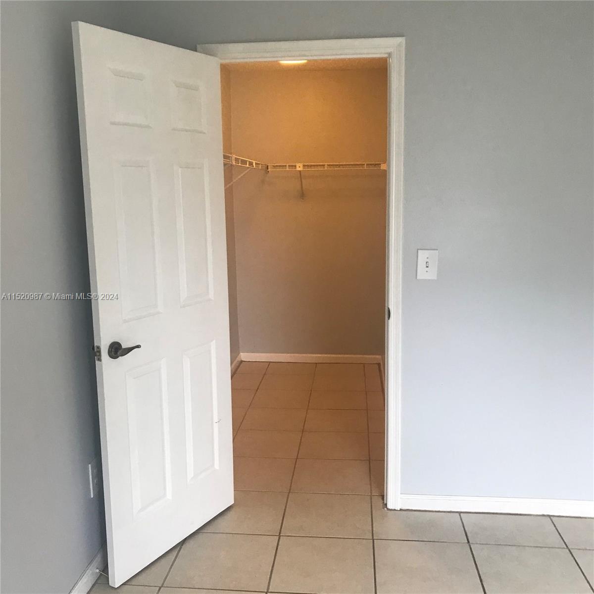 465 21st Ln, Homestead, FL, 33033 United States, 2 Bedrooms Bedrooms, ,2 BathroomsBathrooms,Residential,For Sale,21st Ln,A11520987