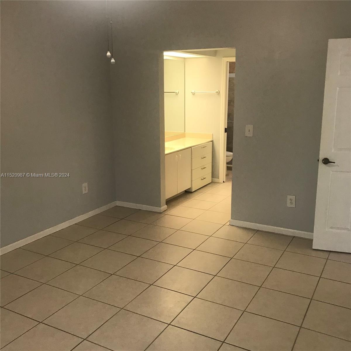 465 21st Ln, Homestead, FL, 33033 United States, 2 Bedrooms Bedrooms, ,2 BathroomsBathrooms,Residential,For Sale,21st Ln,A11520987