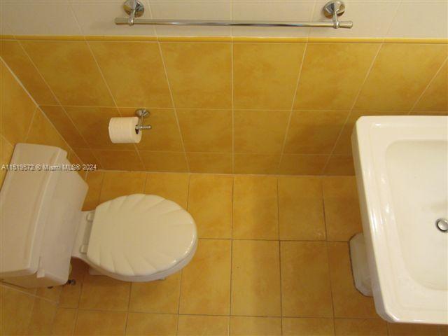 555 NE 15th St 33H, Miami, Florida 33132, 1 Bedroom Bedrooms, ,1 BathroomBathrooms,Residential,For Sale,555 NE 15th St 33H,A11519572