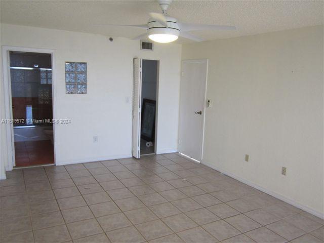 555 15th St, Miami, FL, 33132 United States, 1 Bedroom Bedrooms, ,1 BathroomBathrooms,Residential,For Sale,15th St,A11519572