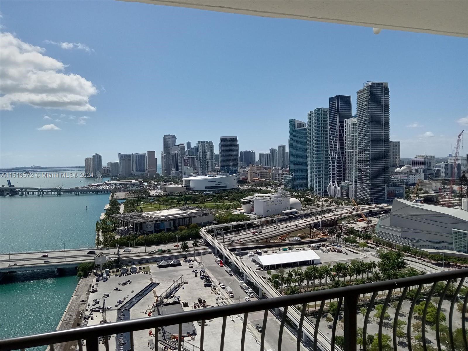 555 15th St, Miami, FL, 33132 United States, 1 Bedroom Bedrooms, ,1 BathroomBathrooms,Residential,For Sale,15th St,A11519572