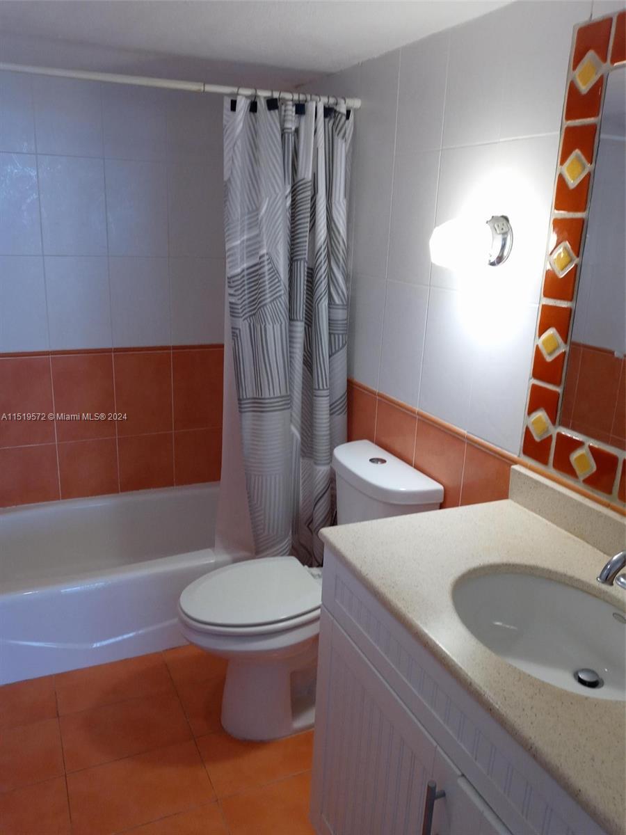 555 NE 15th St 33H, Miami, Florida 33132, 1 Bedroom Bedrooms, ,1 BathroomBathrooms,Residential,For Sale,555 NE 15th St 33H,A11519572