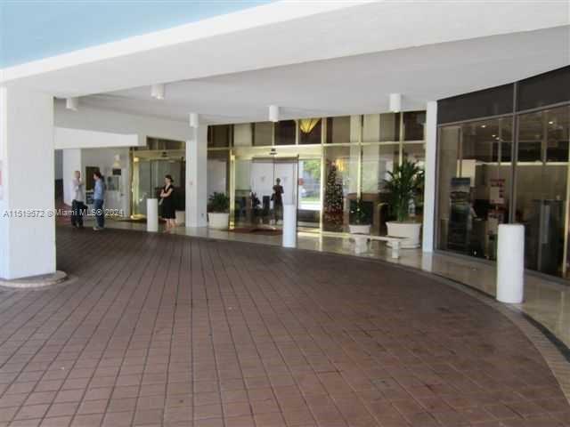 555 15th St, Miami, FL, 33132 United States, 1 Bedroom Bedrooms, ,1 BathroomBathrooms,Residential,For Sale,15th St,A11519572