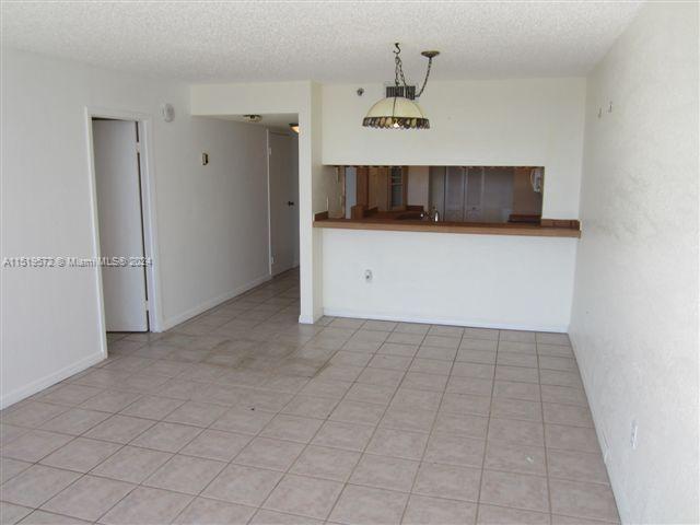 555 15th St, Miami, FL, 33132 United States, 1 Bedroom Bedrooms, ,1 BathroomBathrooms,Residential,For Sale,15th St,A11519572