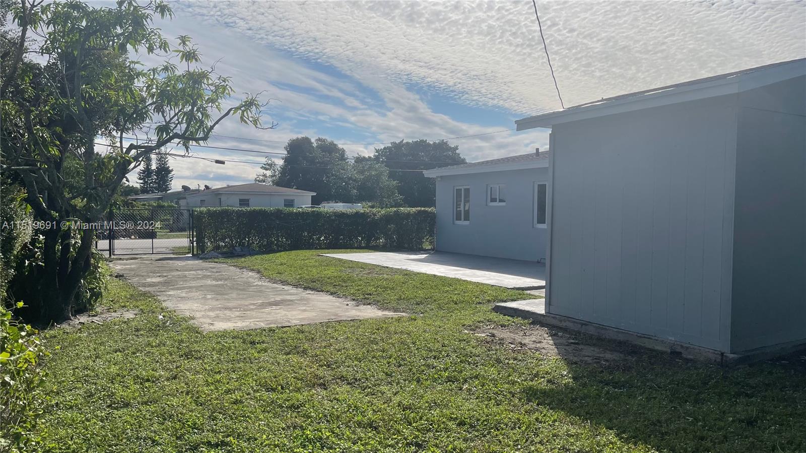 15901 27, Miami Gardens, FL, 33054 United States, 4 Bedrooms Bedrooms, ,2 BathroomsBathrooms,Residential,For Sale,27,A11519691