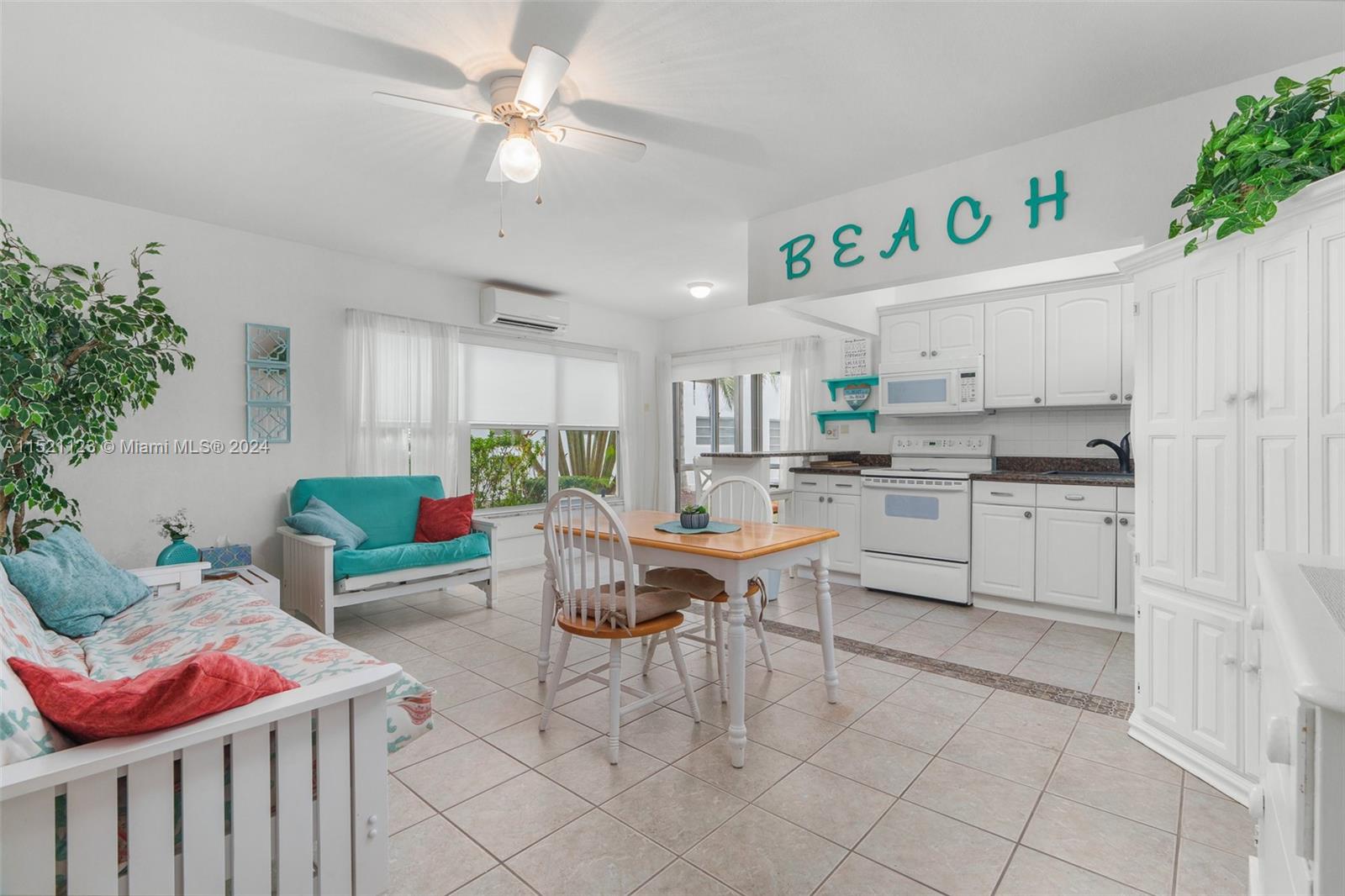 615 Riverside Dr, Pompano Beach, FL, 33062 United States, 1 Bedroom Bedrooms, ,1 BathroomBathrooms,Residential,For Sale,Riverside Dr,A11521123