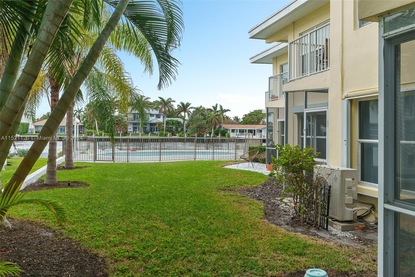 615 Riverside Dr, Pompano Beach, FL, 33062 United States, 1 Bedroom Bedrooms, ,1 BathroomBathrooms,Residential,For Sale,Riverside Dr,A11521123