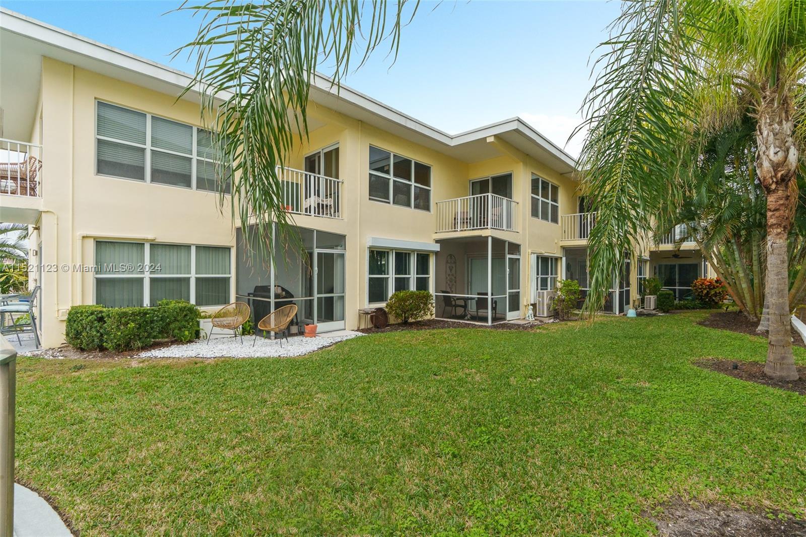 615 Riverside Dr, Pompano Beach, FL, 33062 United States, 1 Bedroom Bedrooms, ,1 BathroomBathrooms,Residential,For Sale,Riverside Dr,A11521123