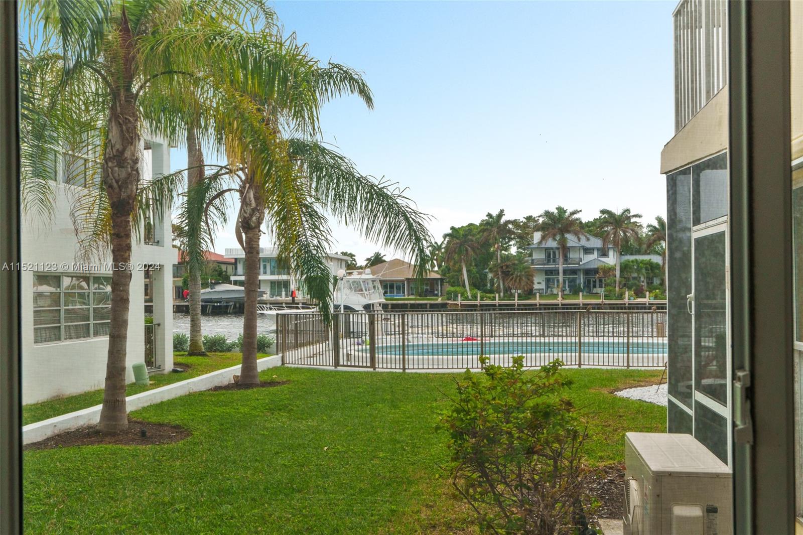 615 Riverside Dr, Pompano Beach, FL, 33062 United States, 1 Bedroom Bedrooms, ,1 BathroomBathrooms,Residential,For Sale,Riverside Dr,A11521123