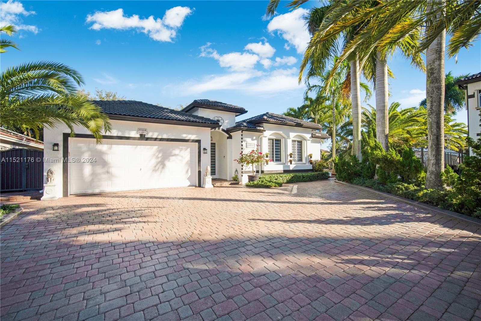 16631 SW 57th St, Miami, Florida 33193, 4 Bedrooms Bedrooms, ,2 BathroomsBathrooms,Residential,For Sale,16631 SW 57th St,A11521176