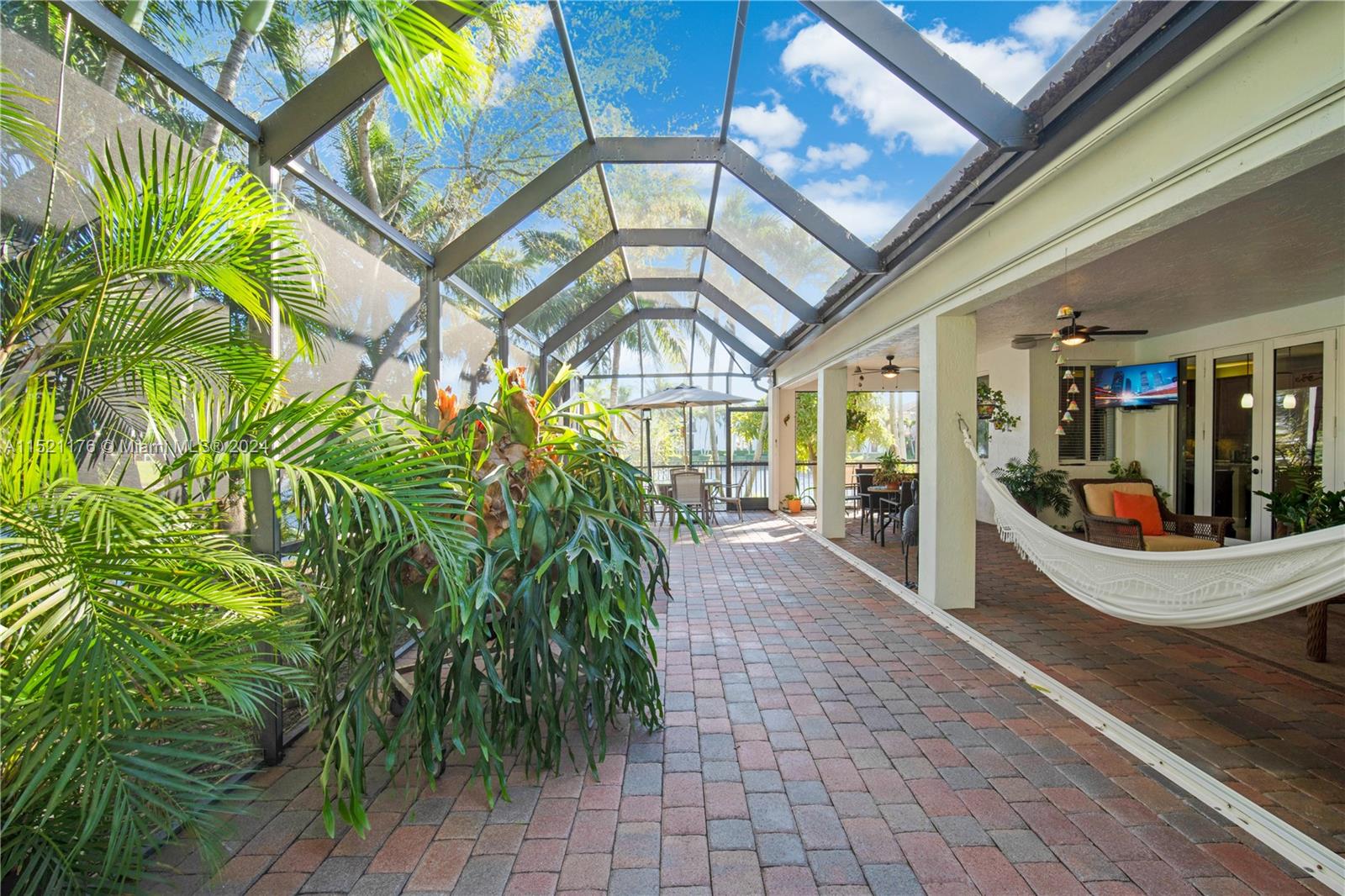 16631 SW 57th St, Miami, Florida 33193, 4 Bedrooms Bedrooms, ,2 BathroomsBathrooms,Residential,For Sale,16631 SW 57th St,A11521176