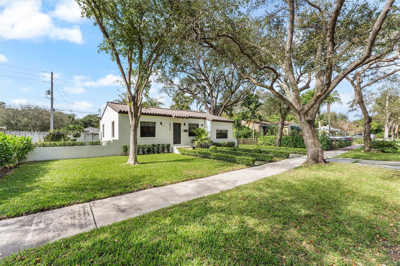 9314 2nd Pl, Miami Shores, FL, 33150 United States, 3 Bedrooms Bedrooms, ,2 BathroomsBathrooms,Residential,For Sale,2nd Pl,A11520441