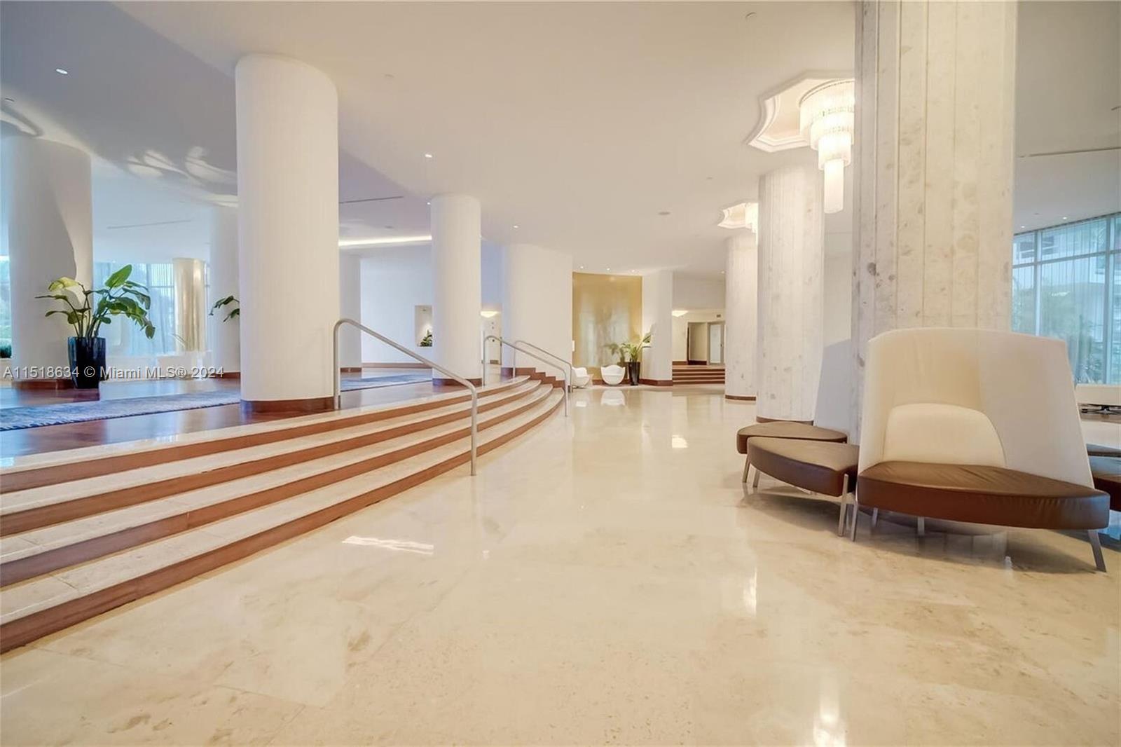 5161 Collins Ave 402, Miami Beach, Florida 33140, 2 Bedrooms Bedrooms, ,2 BathroomsBathrooms,Residentiallease,For Rent,5161 Collins Ave 402,A11518634