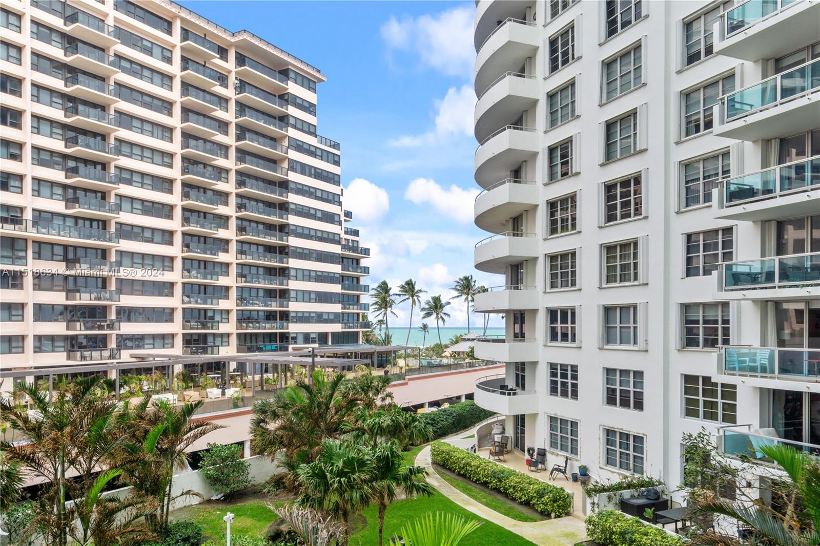 5161 Collins Ave 402, Miami Beach, Florida 33140, 2 Bedrooms Bedrooms, ,2 BathroomsBathrooms,Residentiallease,For Rent,5161 Collins Ave 402,A11518634
